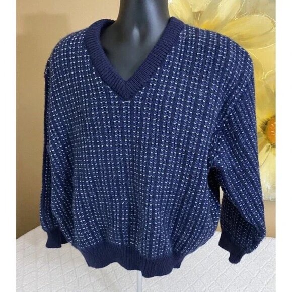 Vintage L.L Bean Blue V Neck Sweater, 100% British Wool, Size Large - Picture 14 of 16